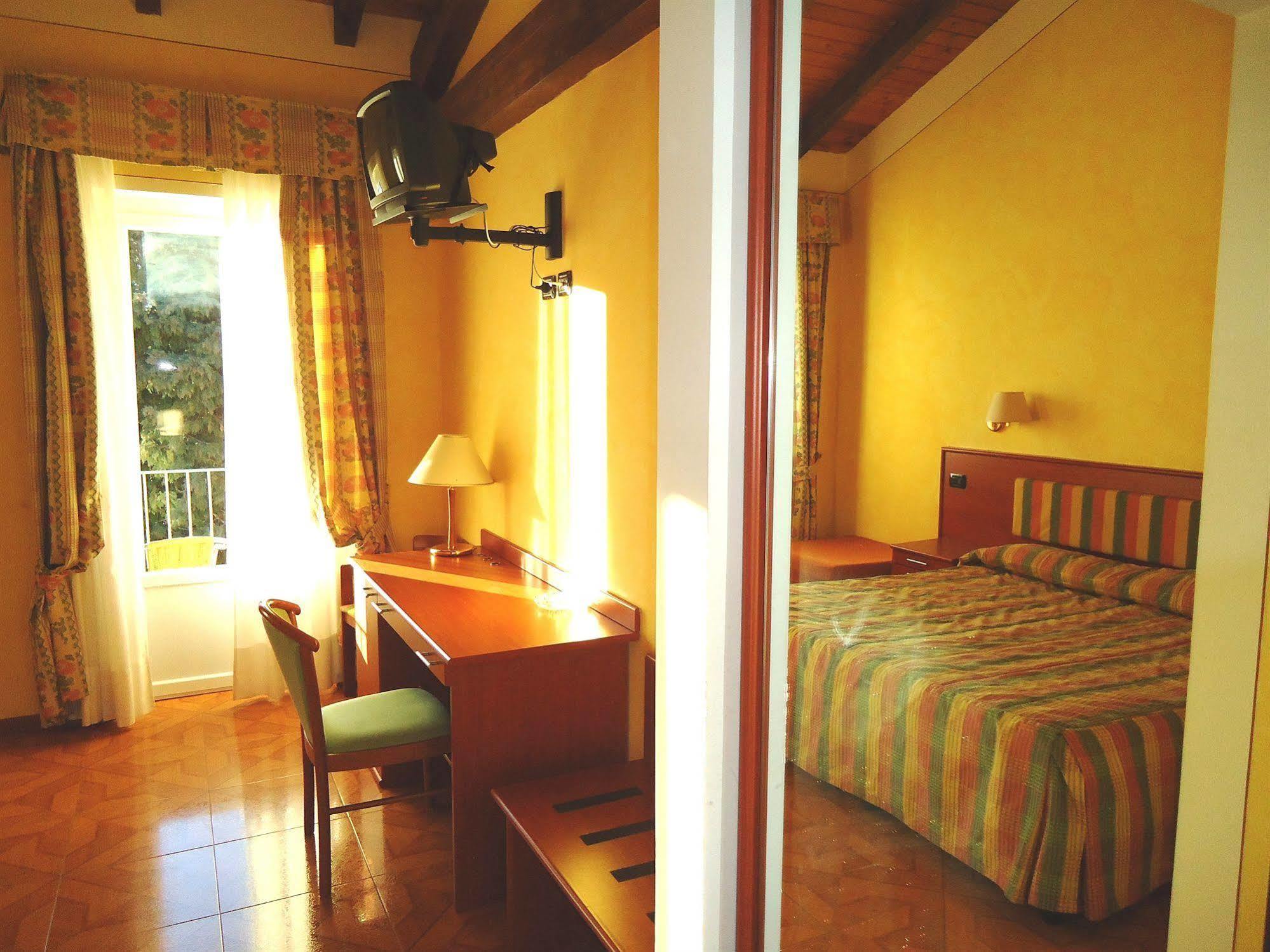 Hotel La Bussola Orta San Giulio Exteriér fotografie